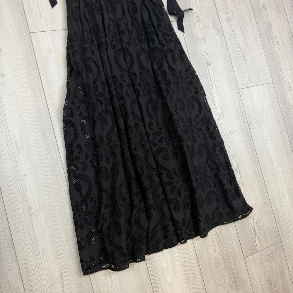 Saylor Maryl midi dress featuring an open-stitch lace Bow‎ & Zipper Back Size XS - Picture 4 of 12